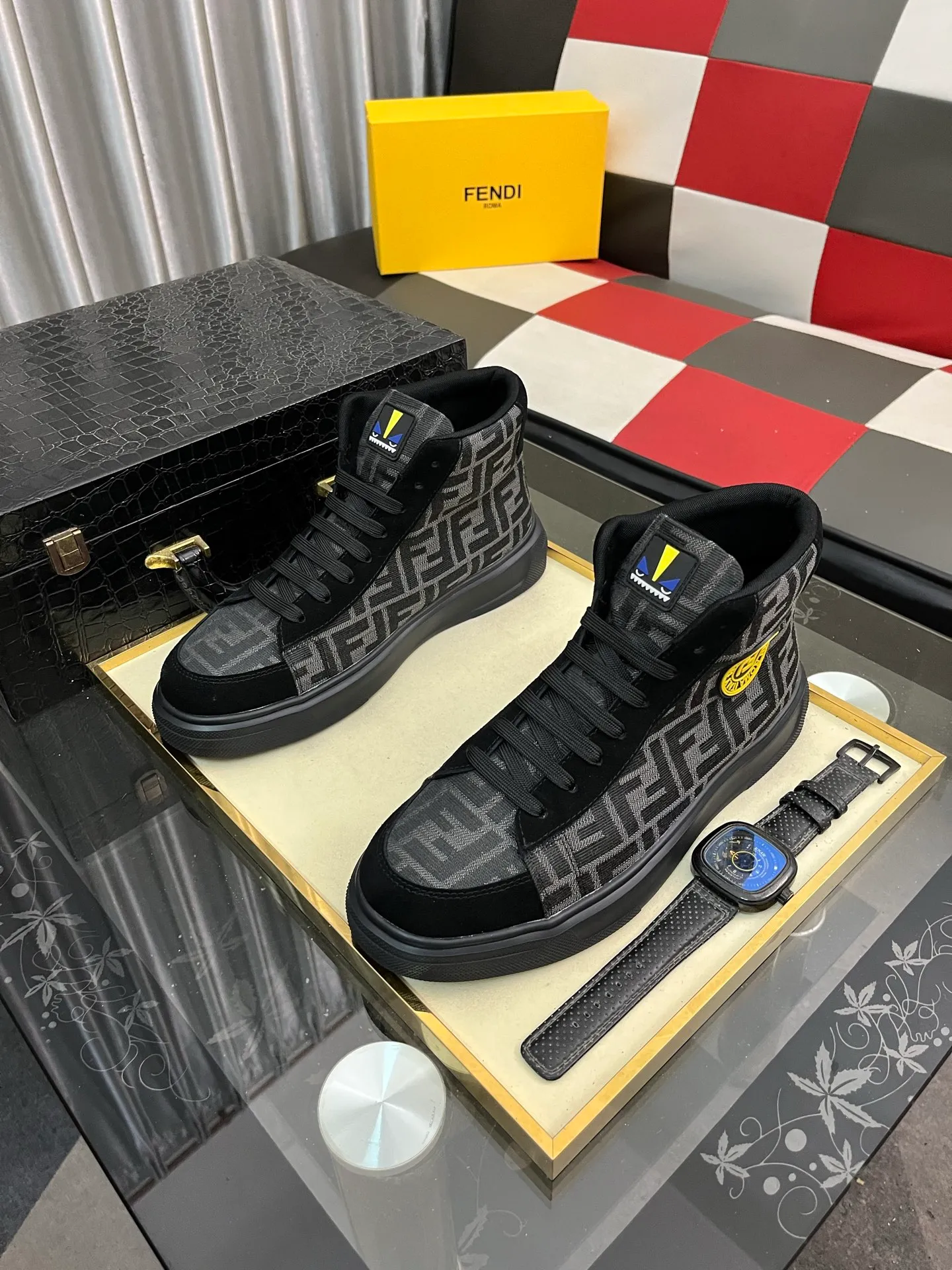 Men's Men's Shoes 💰440⌚️⌚️《 Fendi FENDI* 》 Latest hot-selling casual shoes, top brand [seduce] luxury ~ purchasing agency, top quality ~. [Strong] The upper is made of imported breathable cowhide with material ➕ breathable sheepskin lining (•) and fine workmanship. The original stylish and stylish soft rubber wear-resistant outsole is light and comfortable on the feet. The real thing looks better when taken in real life. Number of sizes: 38-442️⃣Colors available